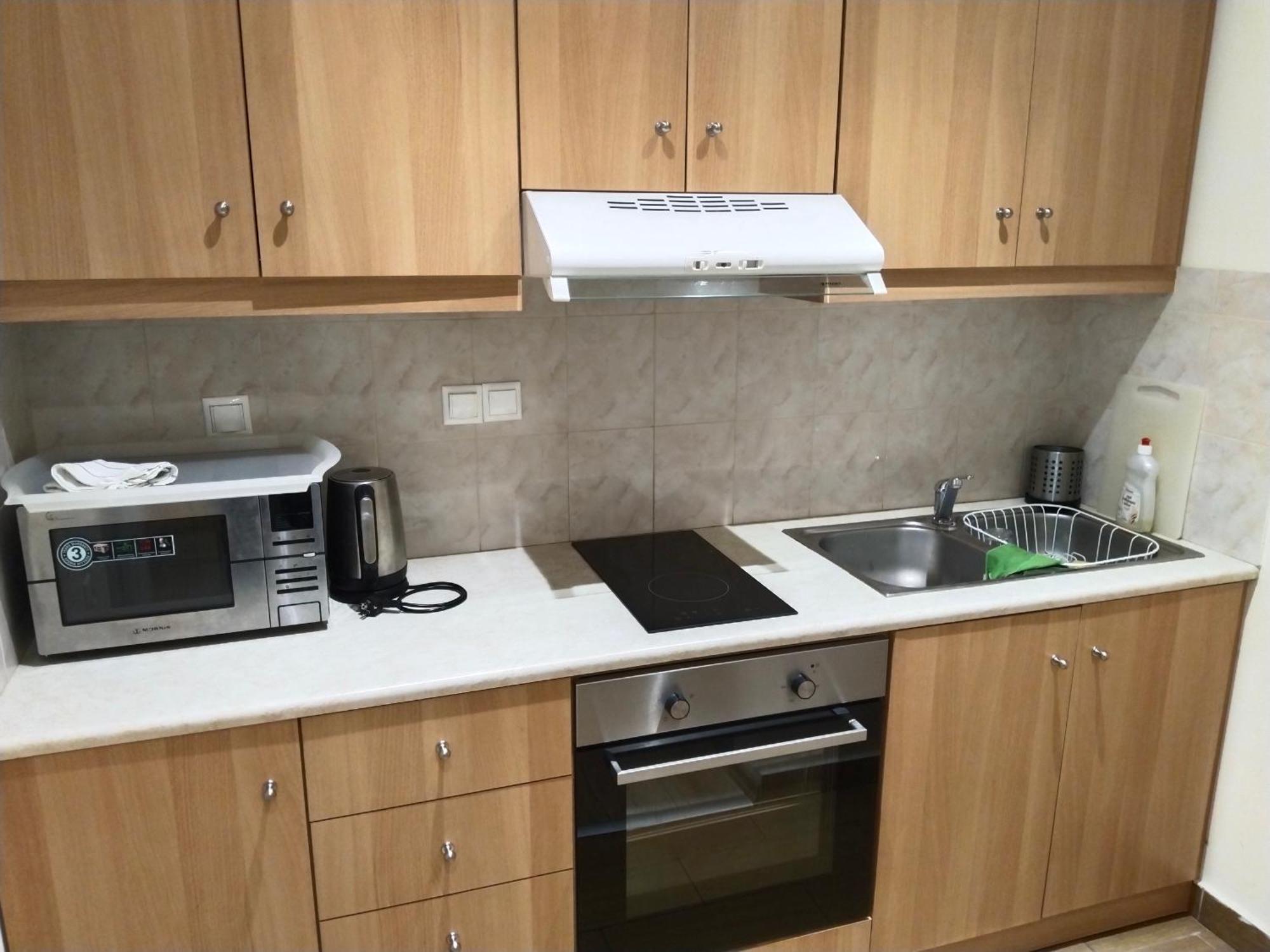 Luxury Near The Acropolis 10-min Walk To History! Athen