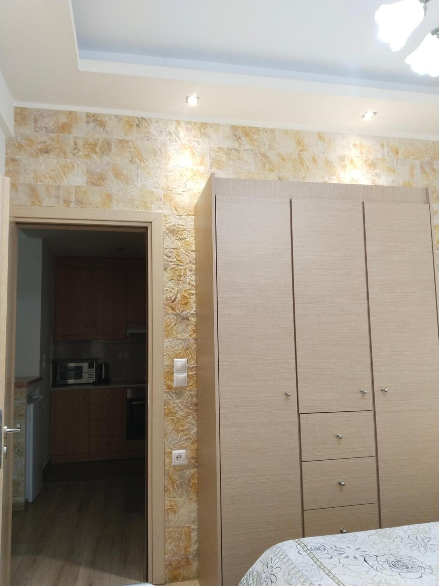 Luxury Near The Acropolis 10-min Walk To History! Athen