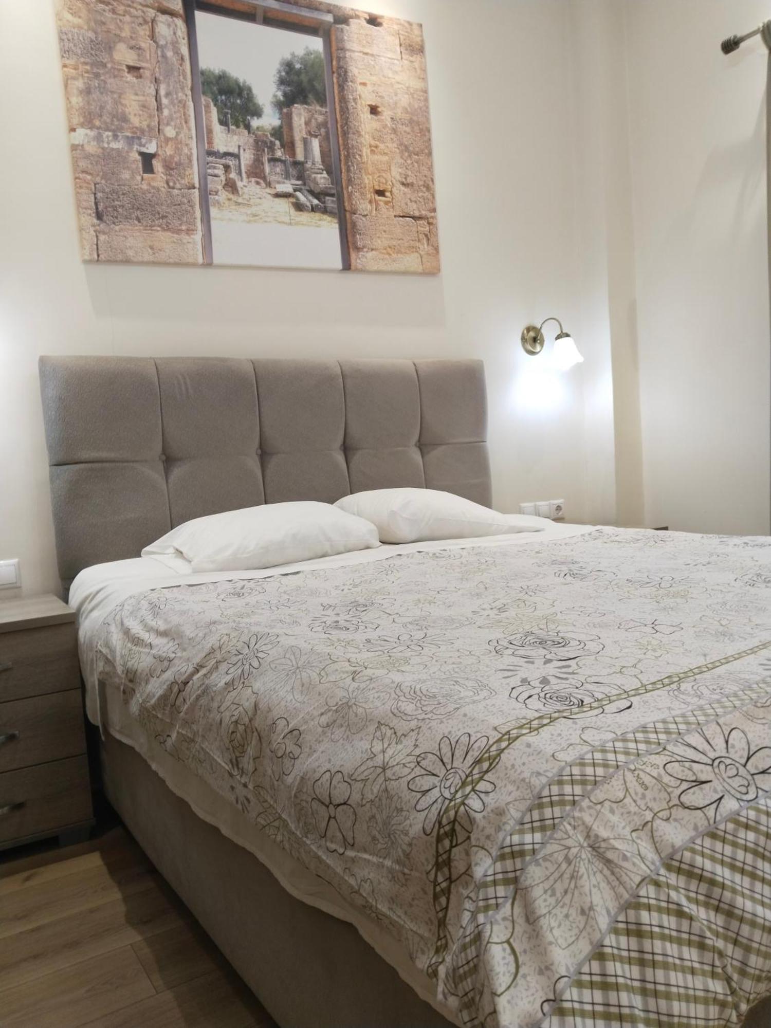 Apartment Luxury Near The Acropolis 10-min Walk To History! *